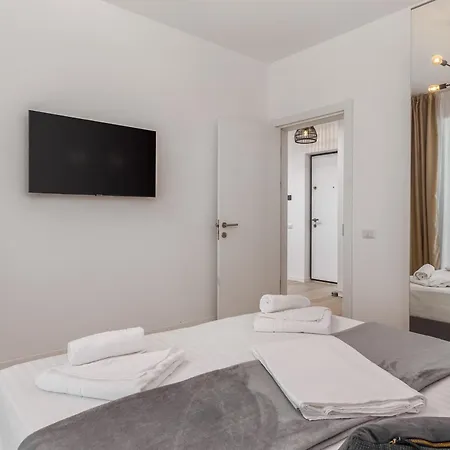 Azzurro Nami Appartement Năvodari