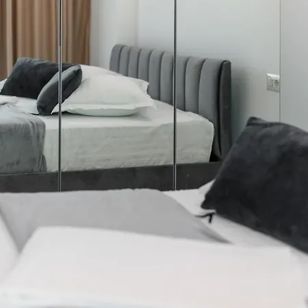 Azzurro Nami * Năvodari